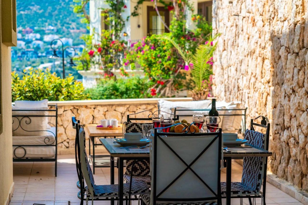 Azure Apartment With Sea View In Kalkan Exterior foto
